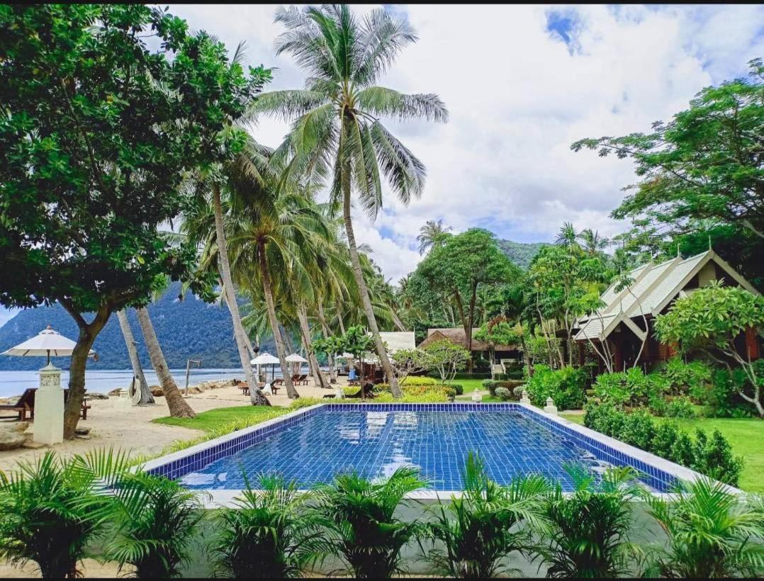 Baan Thong Ching Resort Khanom Esterno foto